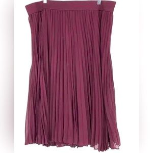 Like New Lane Bryant Chiffon Pleated Midi Skirt